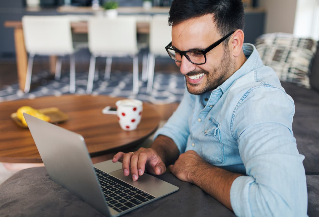 virtual assistant in his workspace